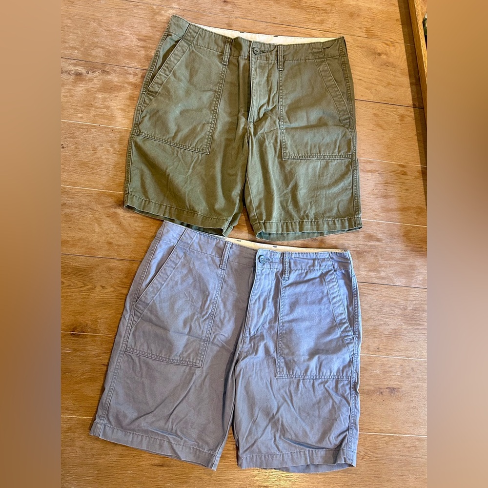 Old Navy Cargo Shorts Green and Gray/Blue Casual Style, Lived In Straighten, 34